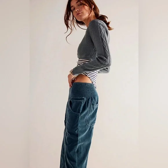 We The Free NWT Lunan Crop Harem
Cord Jeans Color Overboard Size L - Picture 4 of 16